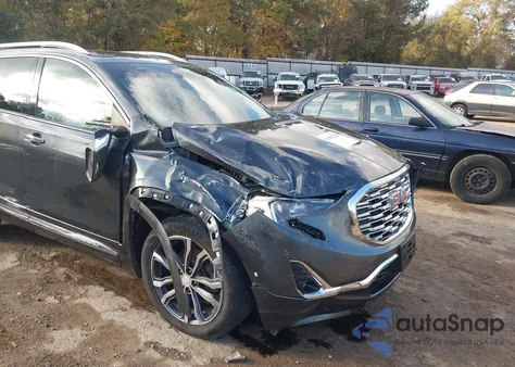 2019 GMC Terrain Denali z USA, uszkodzony, nr VIN 3GKALSEX9KL246472